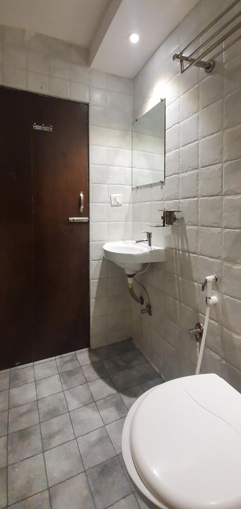 Hotel Nova Star Rajkot Esterno foto