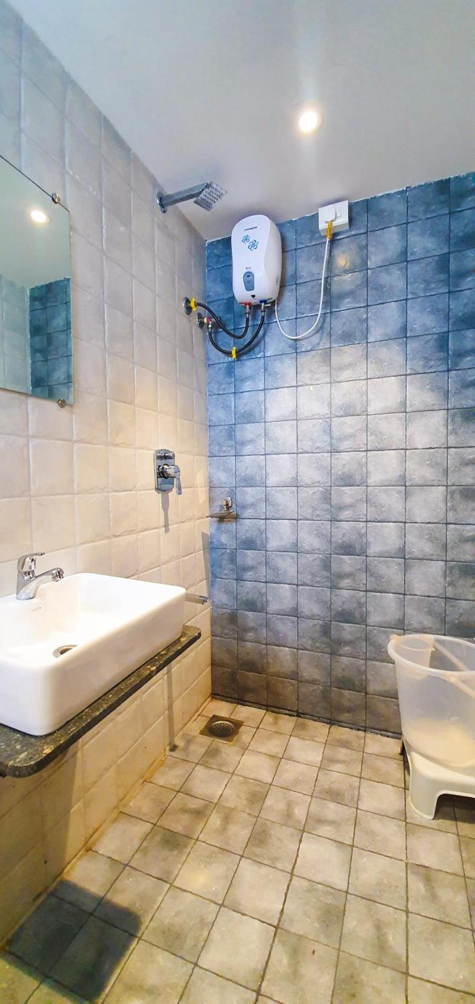 Hotel Nova Star Rajkot Esterno foto